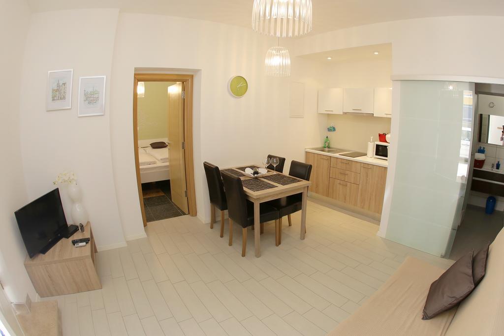 Zadar Street Apartments And Room Room photo